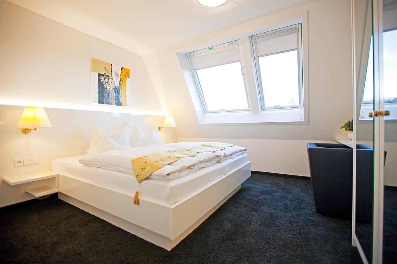 Hotel Krone Ohg Gerlingen Δωμάτιο φωτογραφία
