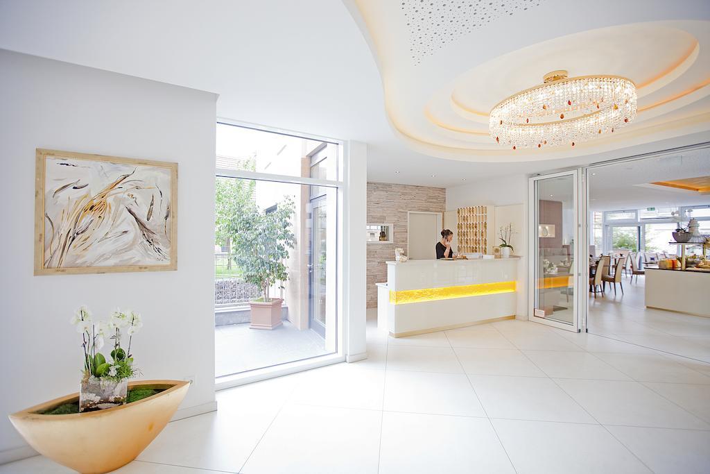Hotel Krone Ohg Gerlingen Εξωτερικό φωτογραφία